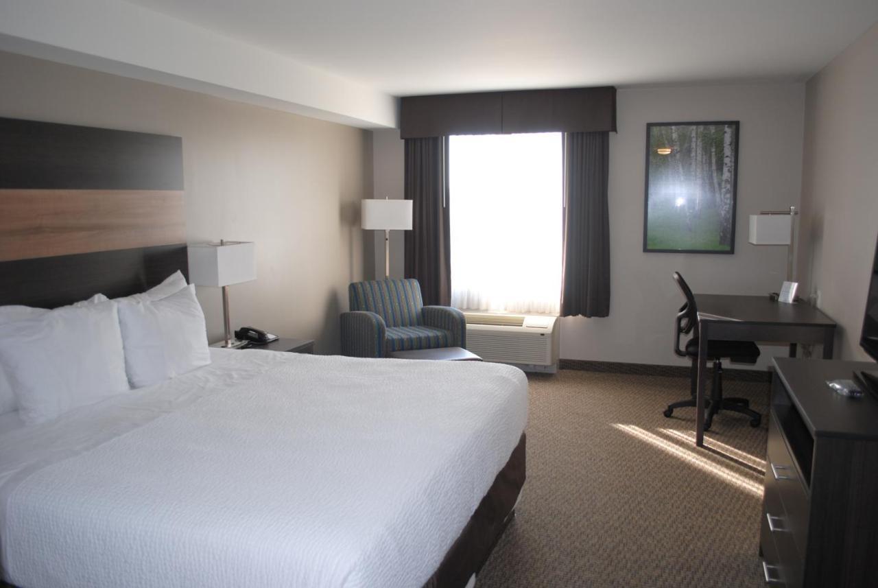 Hotel Days & By Wyndham